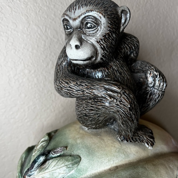 Vintage MCM Large Longevity Peach Ceramic Sculpture w Monkey Seated on Top - Picture 4 of 10